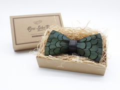 Green Feather Bow Tie